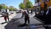 اجرای عملیات آسفالت و بهسازی معابر در محور‌های اصلی عباس‌آباد تا میدان فرجه و میدان نبوت