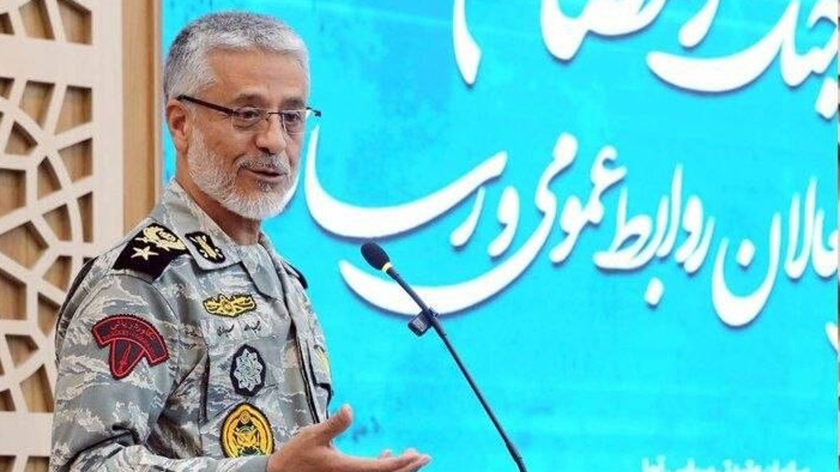 باشگاه خبرنگاران -دریادار سیاری: «رسانه» خط مقدم جنگ نرم است/ میدان جنگ نرم را رها نخواهیم کرد