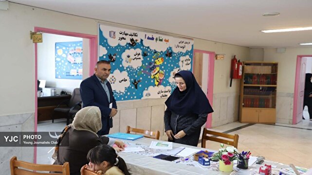 خط قرمز آموزش و پرورش در ثبت‌نام مدارس/ هیچ وجهی از اولیا در