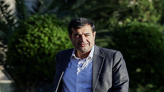دنیامالی: غیر از پرچم ایران در ورزشگاه باشد بازی ر