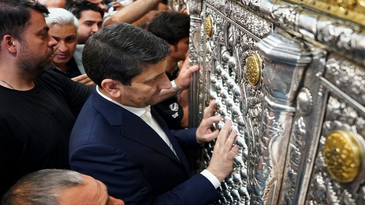 باشگاه خبرنگاران -تشرف وزیر ارتباطات به زیارت حرم حضرت معصومه سلام‌الله‌علیها+ تصاویر