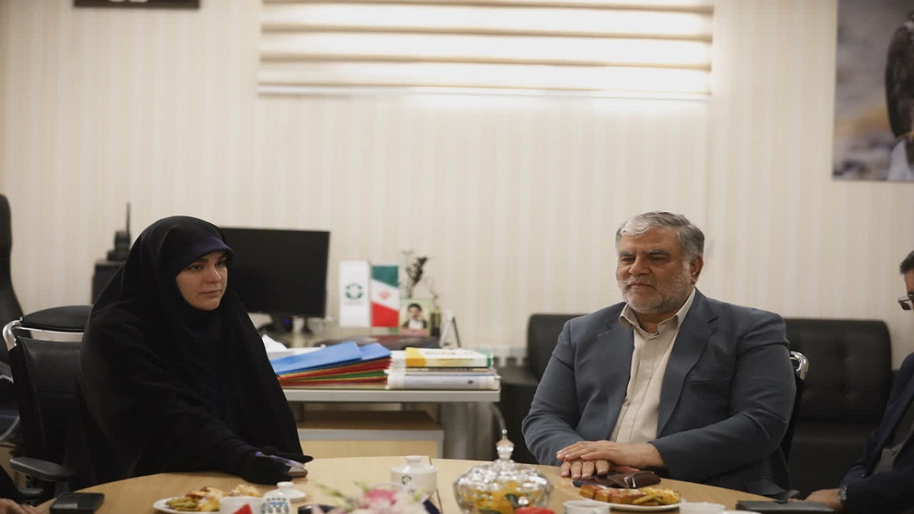 توقف دفن مستقیم زباله در قم؛  ۸۳ درصد فضای سبز با پساب آبیار