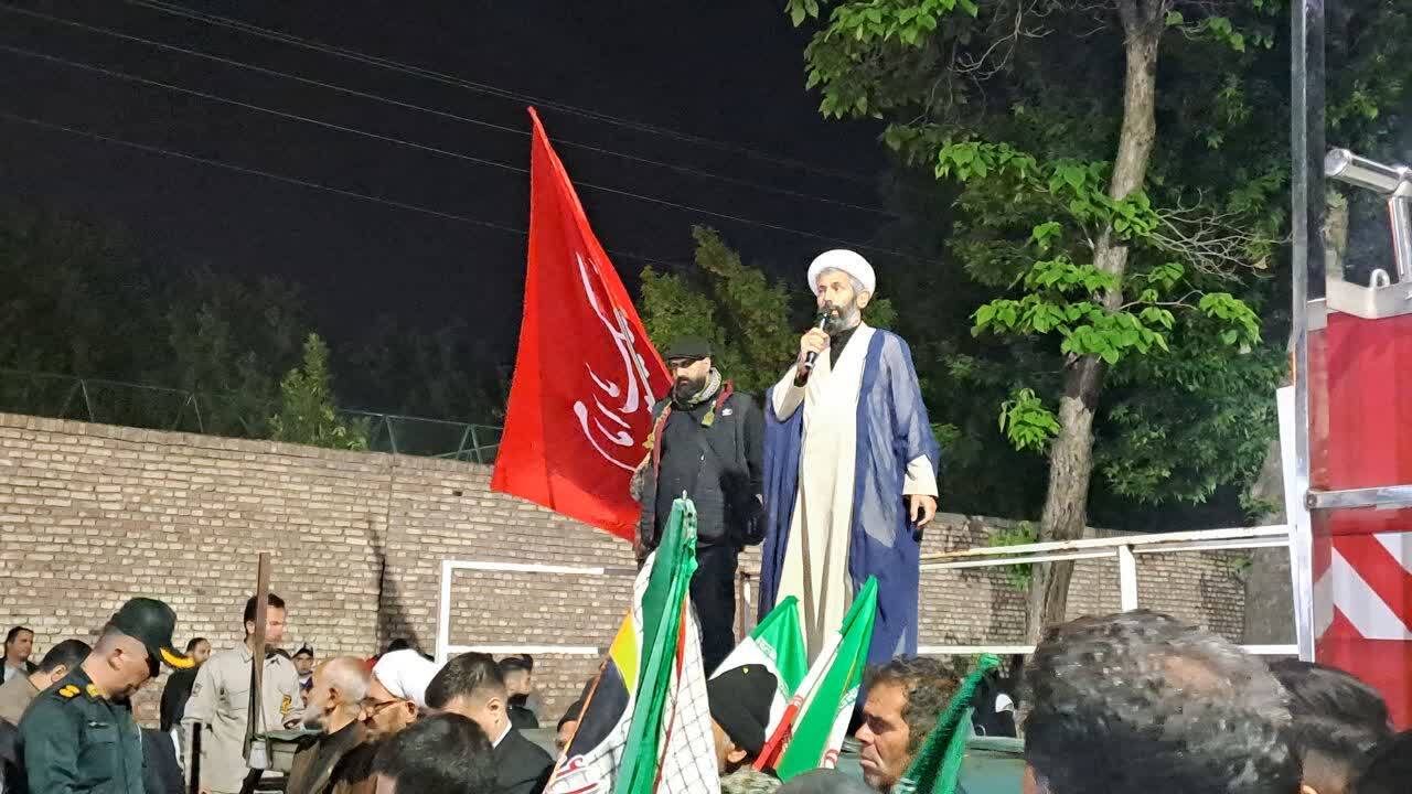 تجمع خودجوش مردم خوی در حمایت از رهبر شهید انقلاب