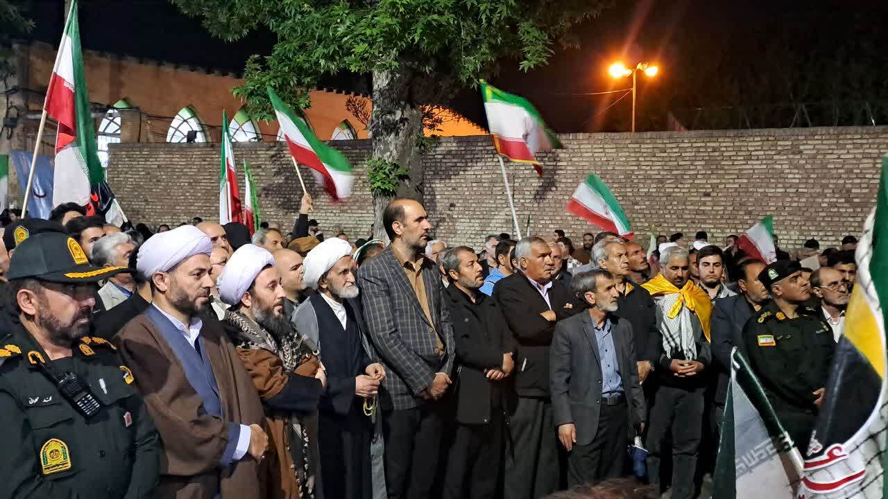 تجمع خودجوش مردم خوی در حمایت از رهبر شهید انقلاب