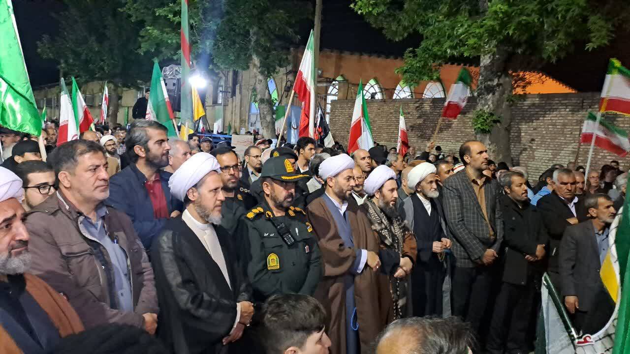 تجمع خودجوش مردم خوی در حمایت از رهبر شهید انقلاب