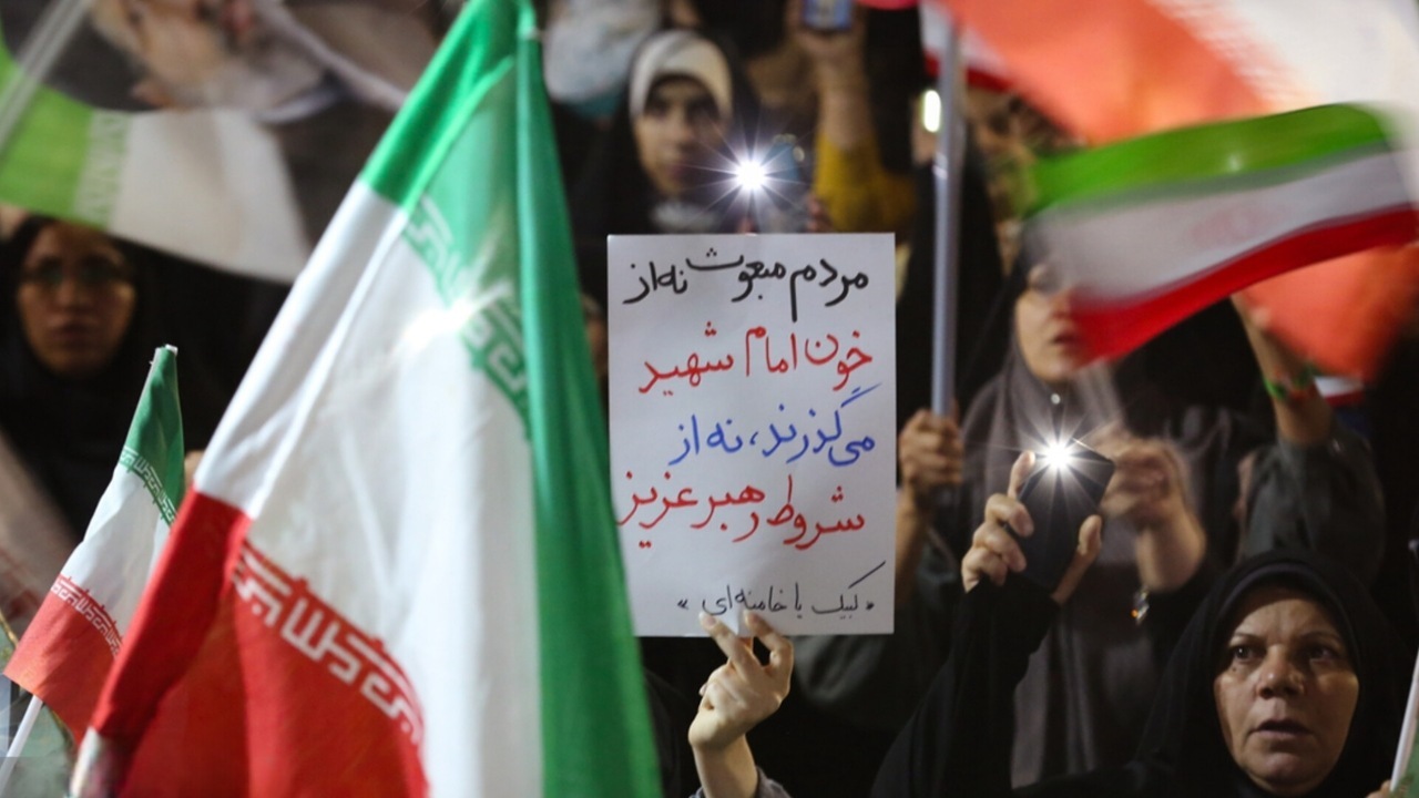 کرمان در شبی که هنر لباس مقاومت پوشید + تصاویر