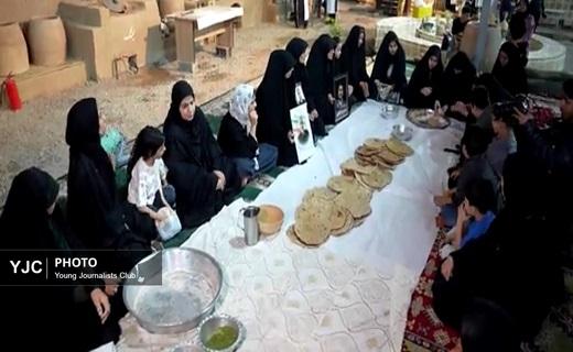 پخت نان برای رزمندگان میدان نبرد با دستان خانواده شهدا در قم