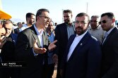 گامی بلند در توسعه انرژی‌های پاک/افتتاح نیروگاه خورشیدی ۵ مگاواتی شهر دراک در سروستان