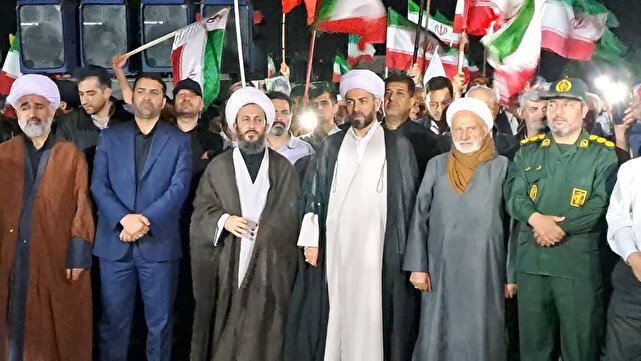 راهپیمایی و تجمع مردم خوی در خونخواهی امام امت