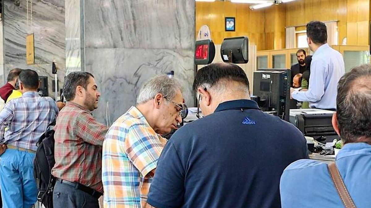 باشگاه خبرنگاران -رقابت بانک‌ها در کارت‌های فعال؛ ملی، ملت و صادرات پیشتاز شدند