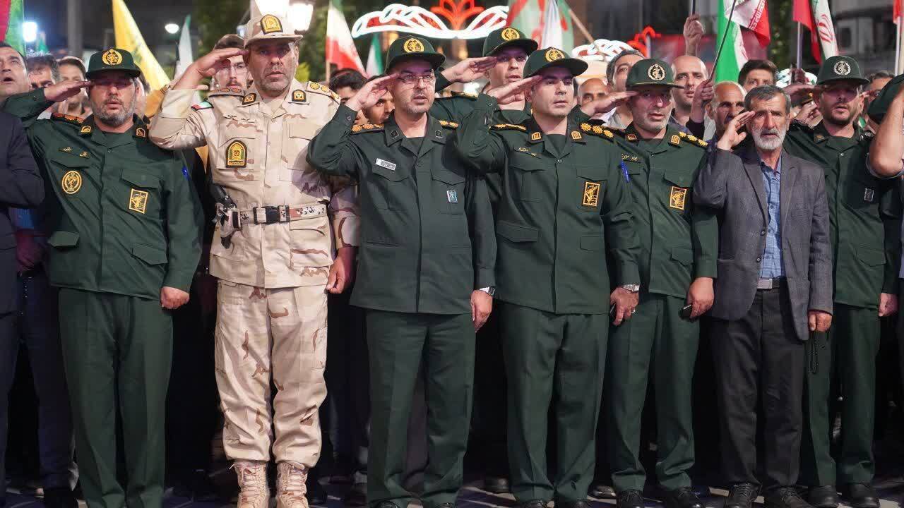 اجتماع با شکوه مردم انقلابی خوی در میدان مقاومت