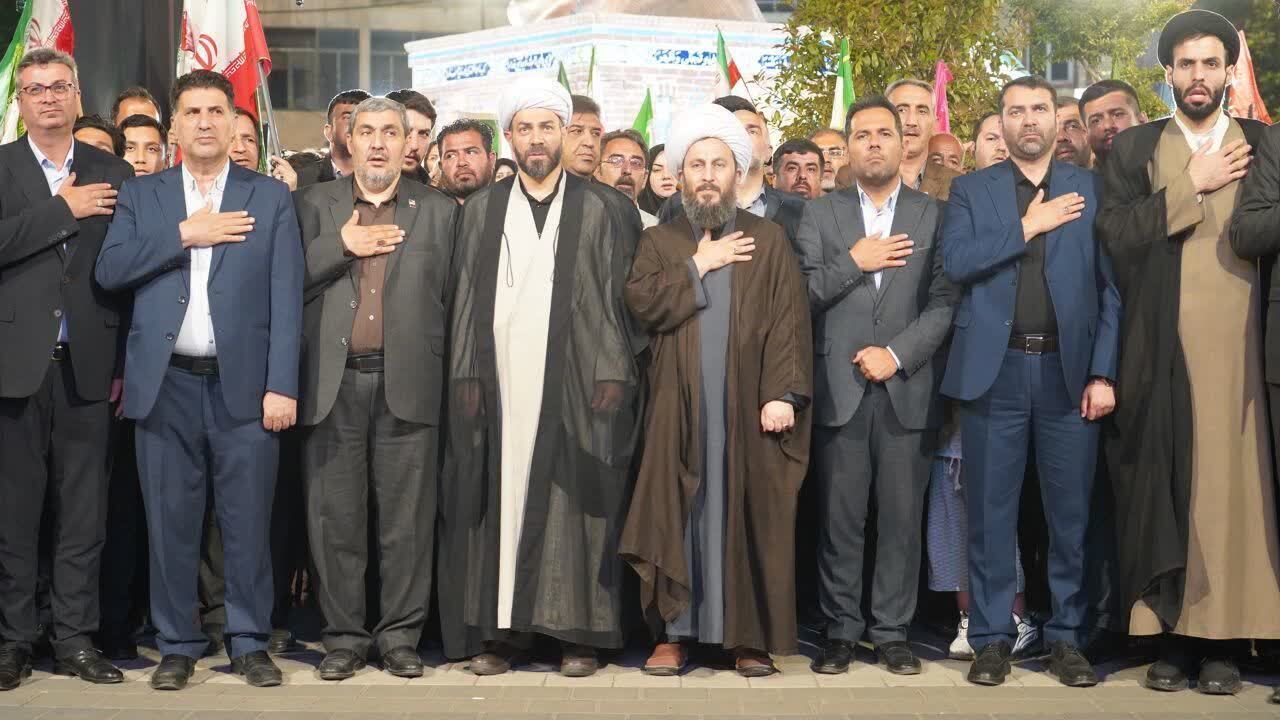 اجتماع با شکوه مردم انقلابی خوی در میدان مقاومت