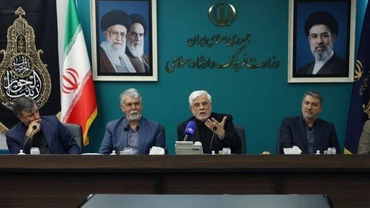 باشگاه خبرنگاران -نگاه قیم مآبانه به مردم و اهل فرهنگ کنار گذاشته شود