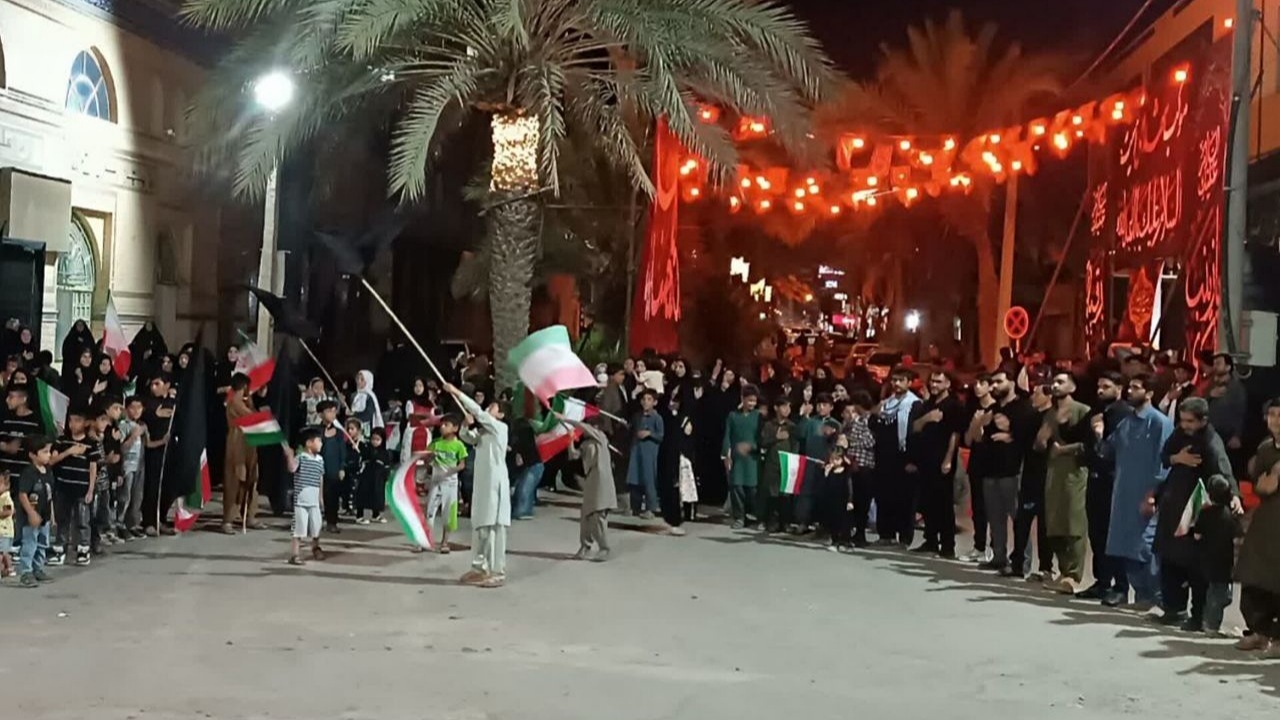 سومین شب محرم و میدان&zwnj;داری عاشقان حسین(ع) در زاهدان +فیلم و تصاویر