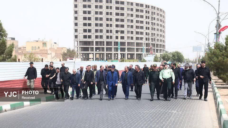 بازدید معاون وزیر کشور از مسیر مراسم تشییع رهبر شهید در قم+تصاویر