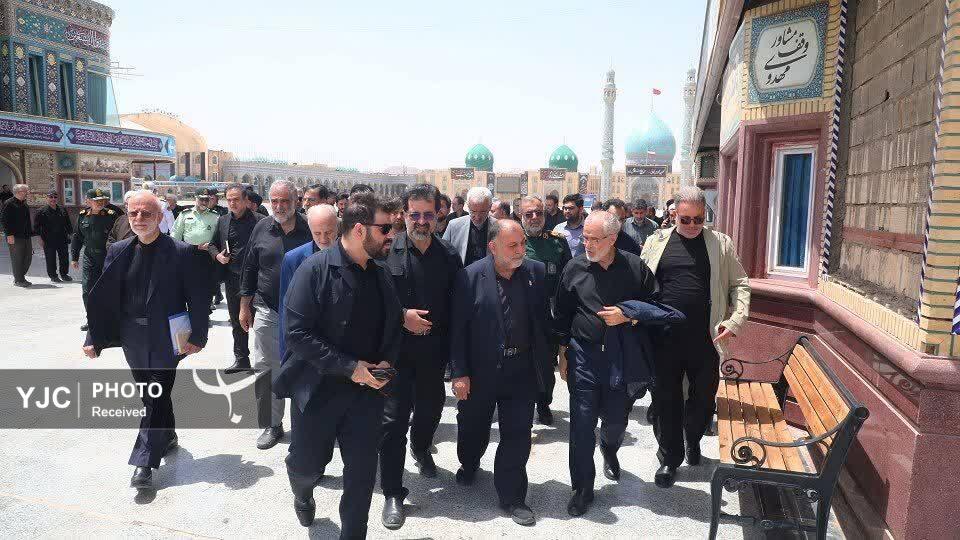 بازدید معاون وزیر کشور از مسیر مراسم تشییع رهبر شهید در قم+تصاویر