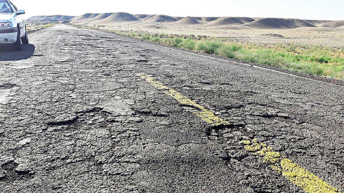 باشگاه خبرنگاران -جاده‌های خوزستان زیر فشار دما و تریلی‌های سنگین؛ زنگ خطر فرسودگی زودهنگام راه‌ها به صدا درآمد