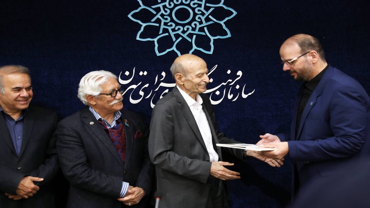 دكتر،رسانه،ارتباطات،فرهنگي،خانه،حوزه،سازمان،هنري،علوم،اشاره، ...