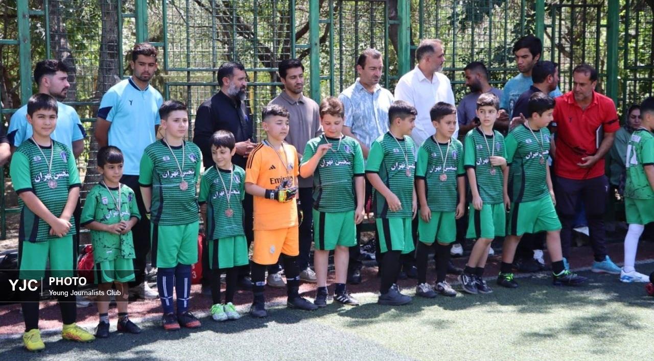 رقابت فوتبالیست&zwnj;های خردسال و نوجوان به یاد پسران میناب