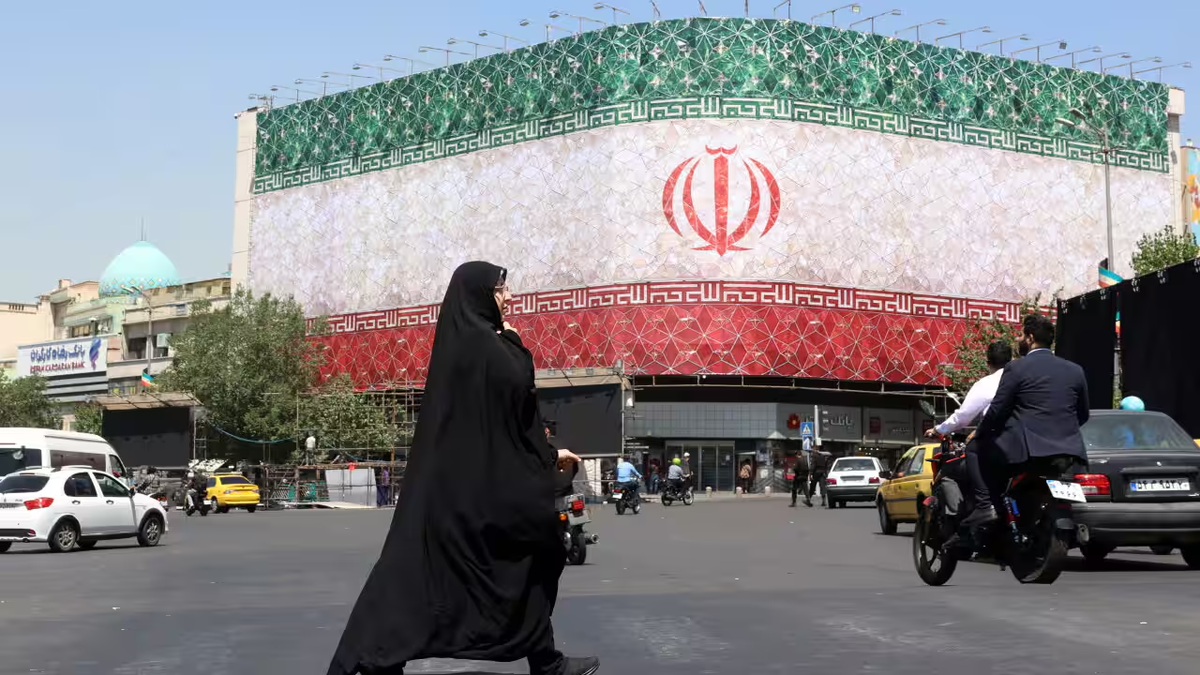 باشگاه خبرنگاران -ولی نصر: سیاست مهار ایران برای همیشه شکست خورد؛ تهران با «اهرم هرمز» ترامپ را به زانو درآورد