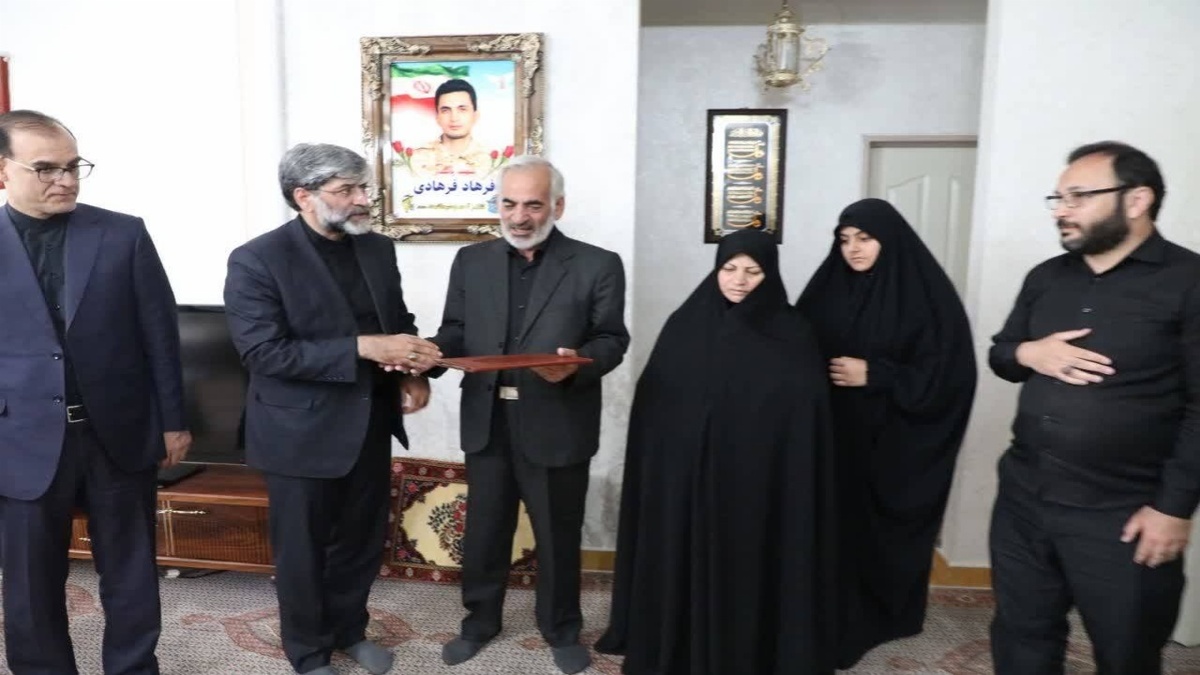 باشگاه خبرنگاران -دیدار رئیس کل دادگستری آذربایجان غربی با دو خانواده شهید جنگ رمضان+ تصاویر