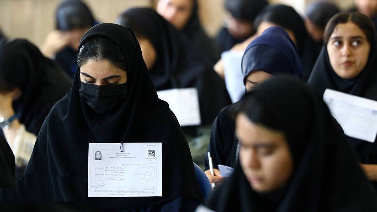 باشگاه خبرنگاران -اجبار دختران به برداشتن چادر در آزمون سمپاد