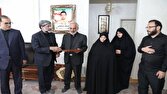 دیدار رئیس کل دادگستری آذربایجان غربی با دو خانواده شهید جنگ رمضان+ تصاویر