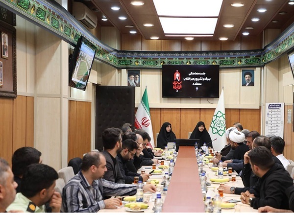 از نصب المانها عاشورایی تا میزبانی منطقه ۸ از زائران استان سمنان از نصب المانها عاشورایی تا میزبانی منطقه ۸ از زائران استان سمنان