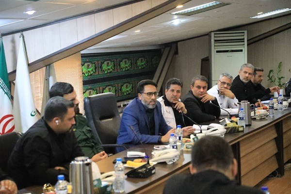 از نصب المانها عاشورایی تا میزبانی منطقه ۸ از زائران استان سمنان از نصب المانها عاشورایی تا میزبانی منطقه ۸ از زائران استان سمنان