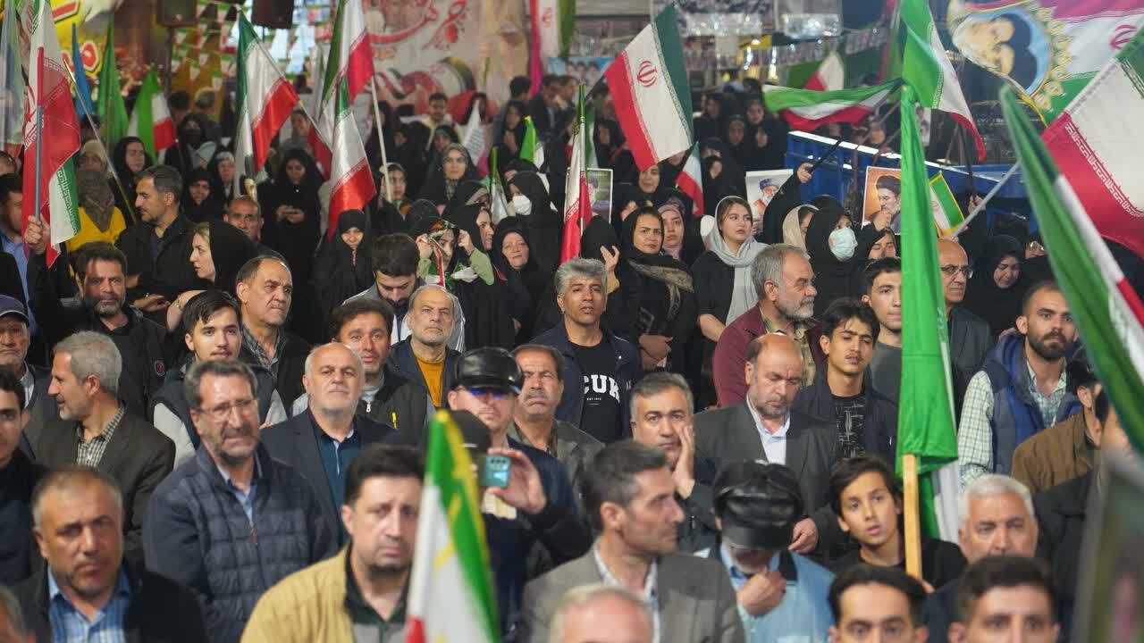 مراسم راهپیمایی و تجمع شبانه مردم دارالمومنین خوی
