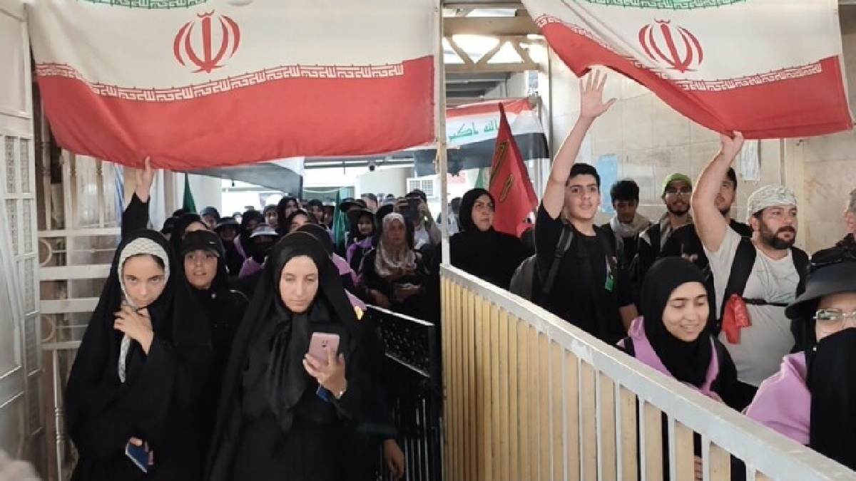 باشگاه خبرنگاران -ازدحام جمعیت در مرز مهران؛ بسیج همه ظرفیت‌ها برای تردد بدون مشکل