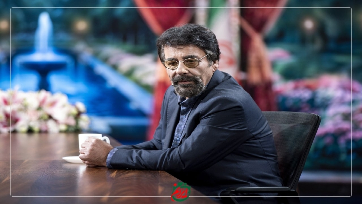 باشگاه خبرنگاران -علیرضا افتخاری: رهبر شهید در یکی از جلسات فرمودند چرا آنقدر غمناک می‌خوانی؟ + فیلم