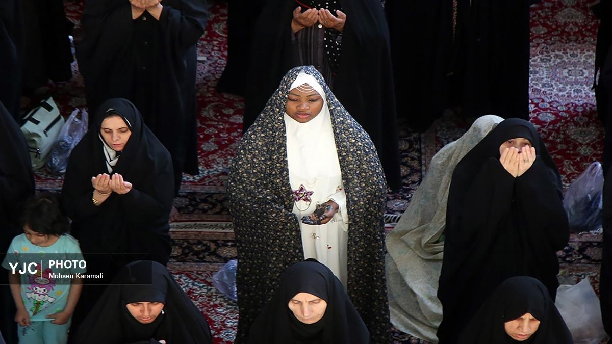 اقامه نماز عید قربان  در قم و اصفهان
