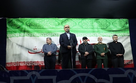بدرقه زائران پیاده حرم امام راحل در تجمع شبانه رشت + فیلم