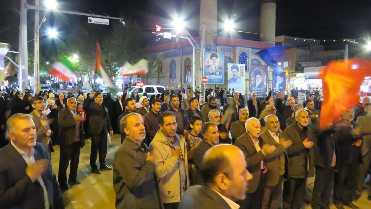 باشگاه خبرنگاران -گزارش تصویری از خروش شبانه غیرت انقلابی و حسینی در هریس