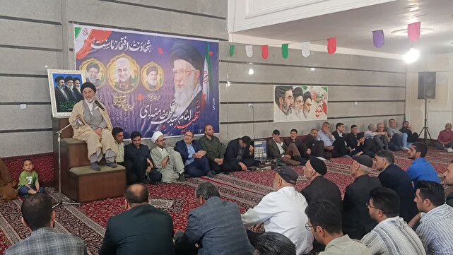 برگزاری مجلس گرامیداشت قائد امت در روستای گردشگری توآباد + عکس و فیلم