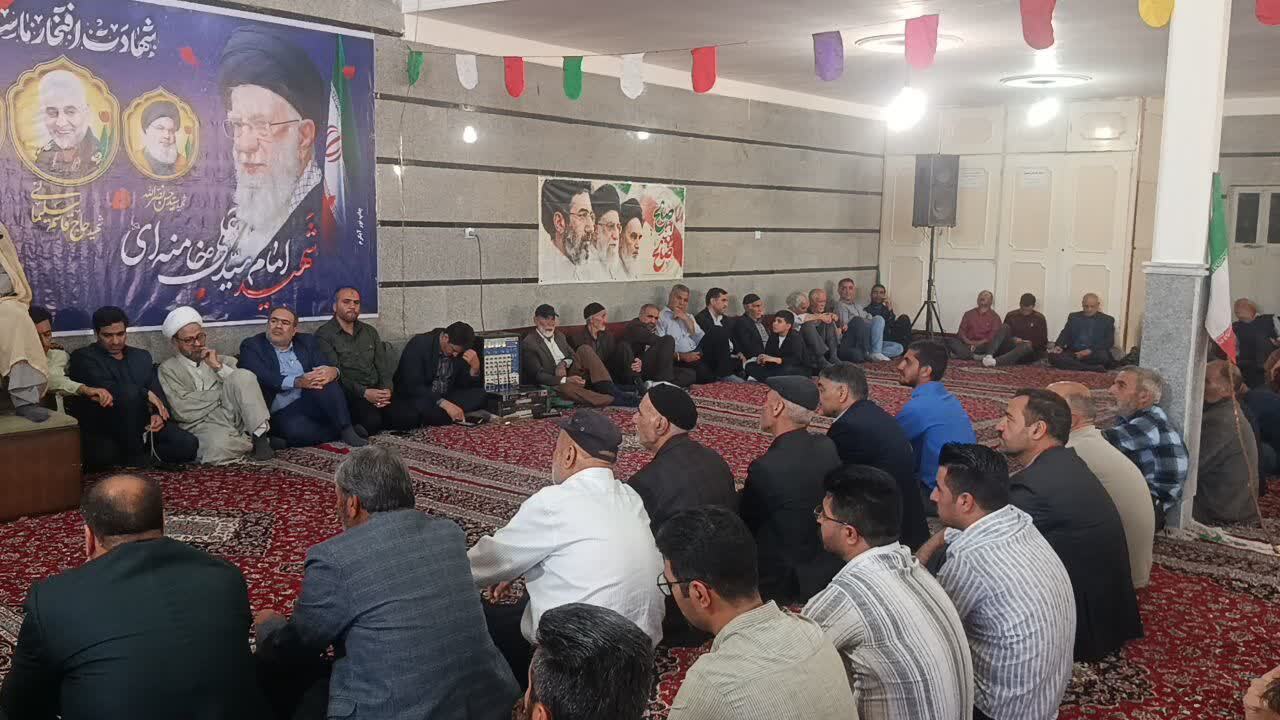 گرامیداشت قائد امت در روستای گردشگری توآباد