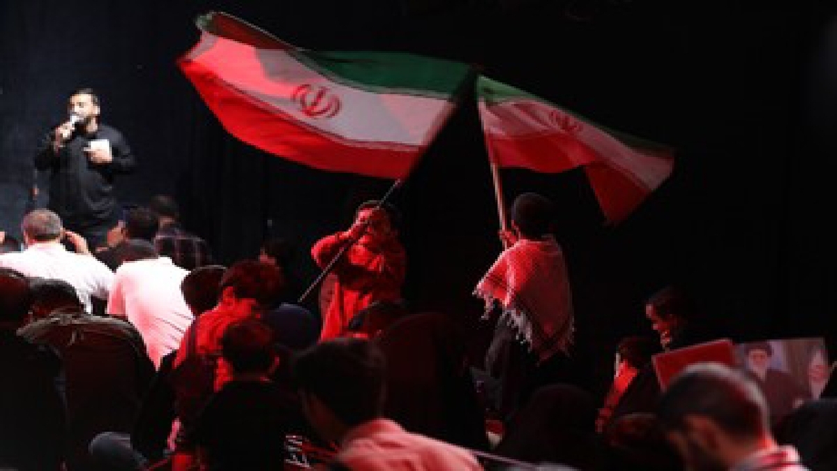 باشگاه خبرنگاران -دلدادگان کوچک کشوردوست!