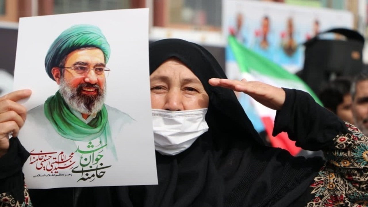 پیمان دوباره بانوی اردبیلی و همسر جانبازش با راه شهدا و ولایت + فیلم