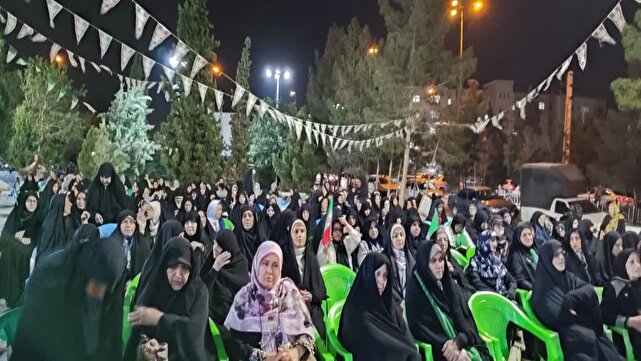 نمایی از خونخواهی امام شهید امت در خاورشهر به شب نودم رسید
