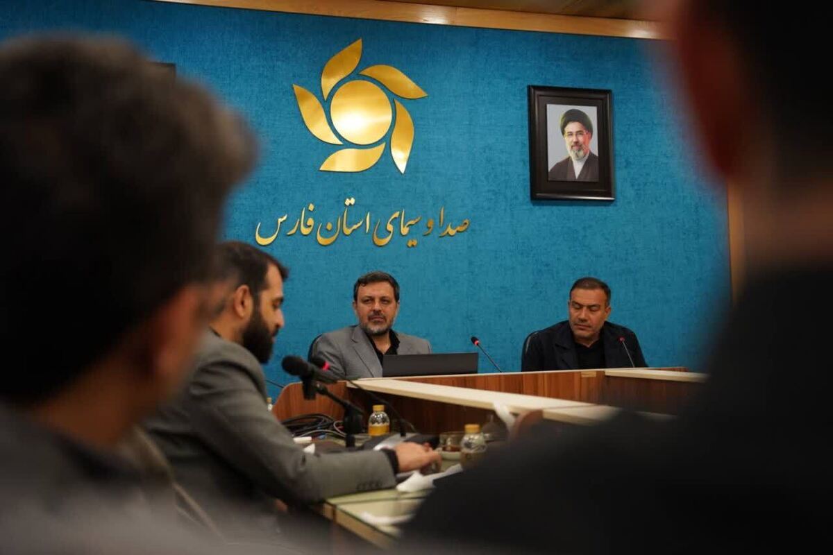 باشگاه خبرنگاران -نوسازی تجهیزات و توسعه شبکه سیگنال‌رسانی صداوسیمای فارس پیگیری می‌شود