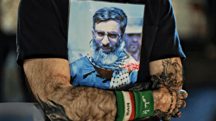 حیف که دیر عاشقش شدم