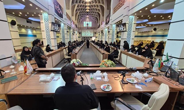 تجلیل از ۱۲۰ بانوی موکبدار شیراز به پاس حضور میدانی در ایام دفاع مقدس سوم