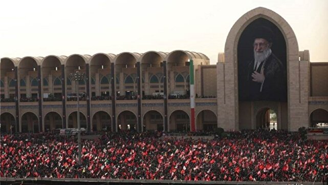 رهبر،شهيد،مراسم،ايران،وداع،پوشش،عزاداران،مصلاي