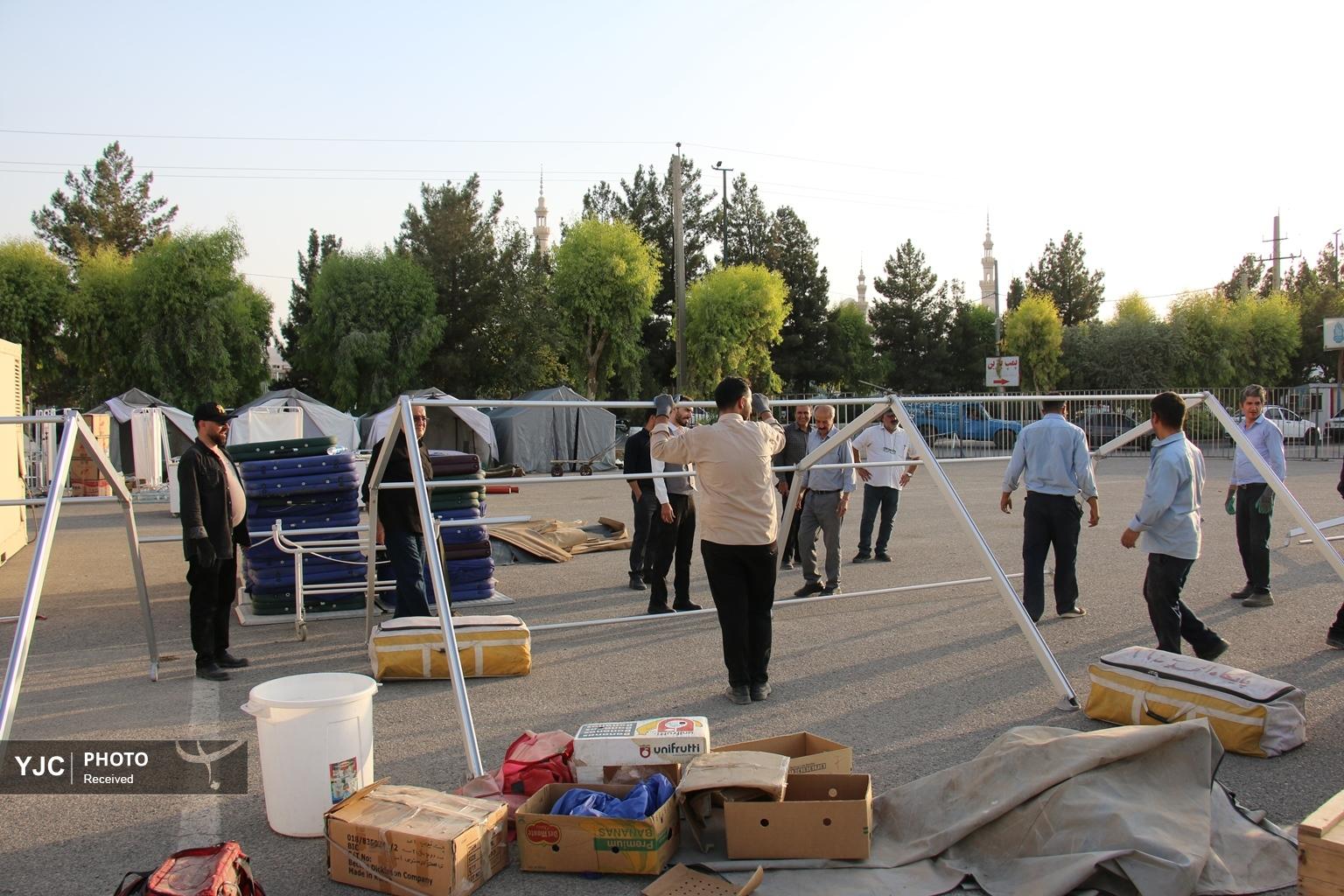برپایی بیمارستان سیار عاشقان ولایت برای خدمت رسانی به زائران امام شهید در قم+تصاویر