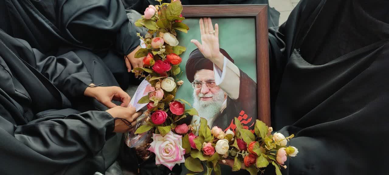 حال و هوای روز دوم بدرقه آقای شهید ایران از مترو تا خیابان انقلاب تهران