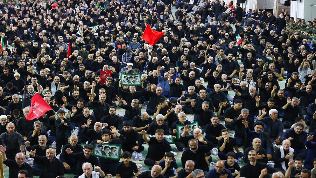 اجتماع جاماندگان تشییع رهبر شهید انقلاب اسلامی در تبریز