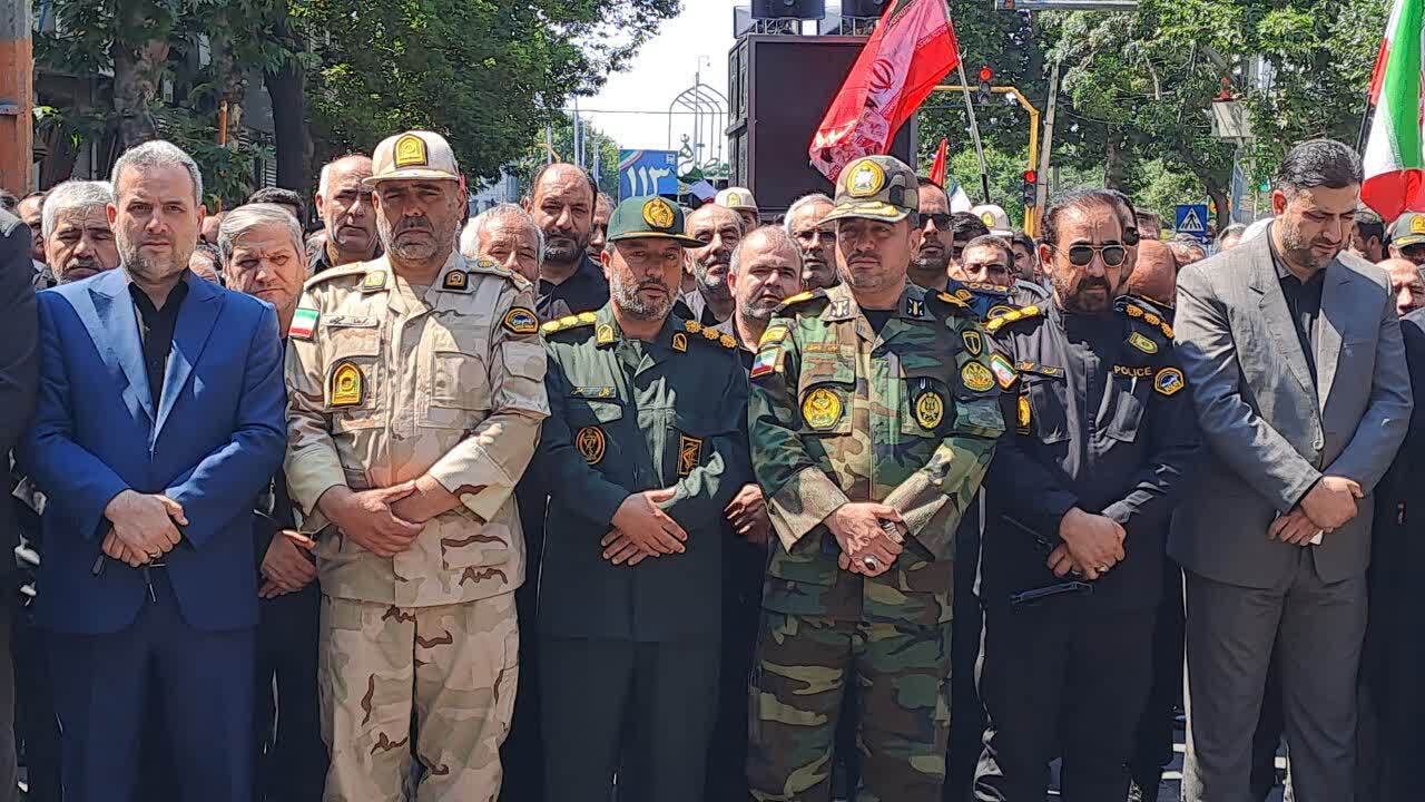 نمایی از برگزاری مراسم تشییع رهبر شهید انقلاب اسلامی نمایی از برگزاری مراسم تشییع رهبر شهید انقلاب اسلامی