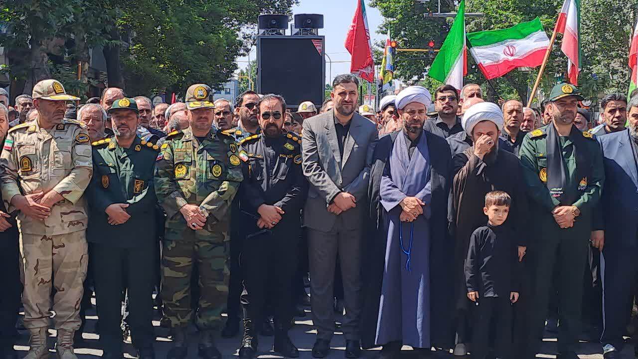 نمایی از برگزاری مراسم تشییع رهبر شهید انقلاب اسلامی نمایی از برگزاری مراسم تشییع رهبر شهید انقلاب اسلامی