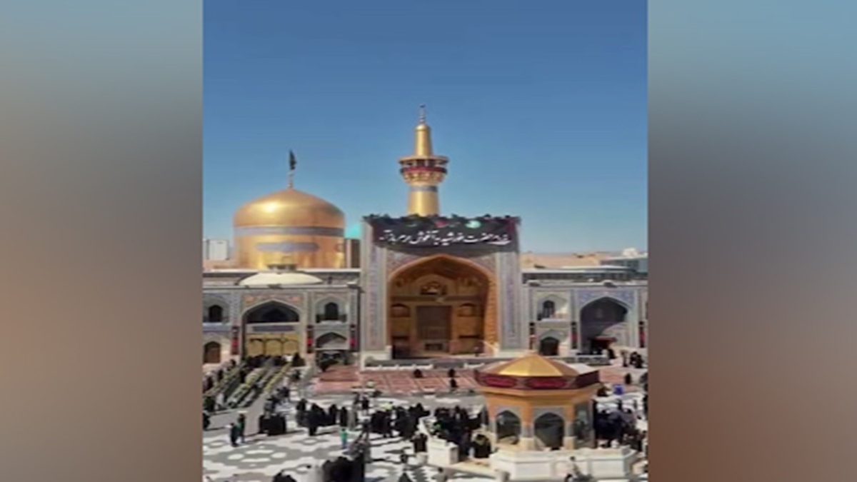 سلام دوباره یک ملت در آخرین دیدار با رهبر شهیدشان + فیلم